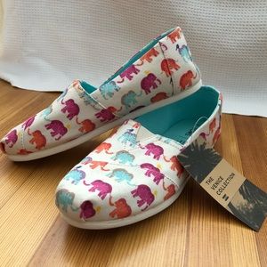 TOMS Venice Collection Elephant Print Canvas Shoes
